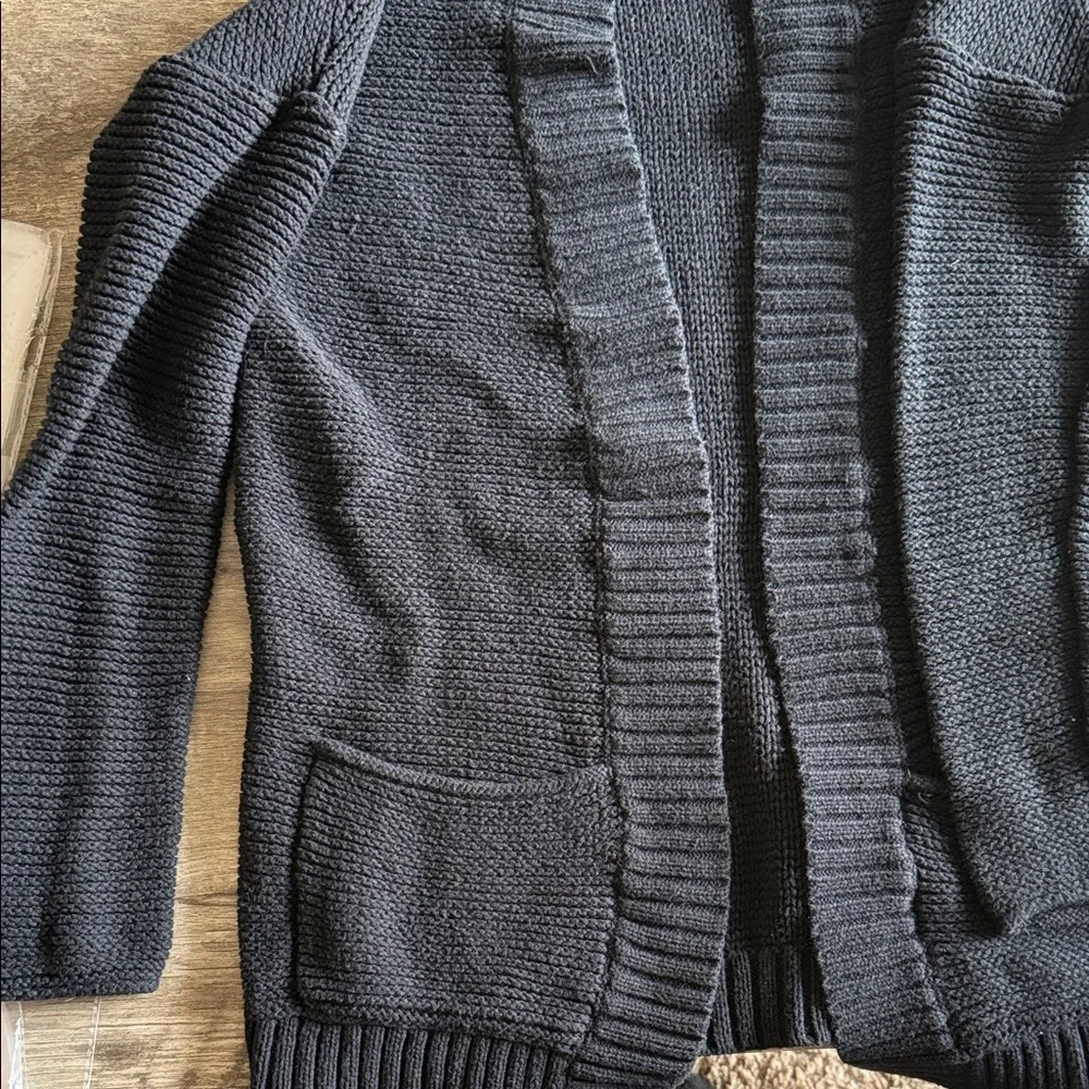 Express Classic Black Cardigan - Picture 3 of 4